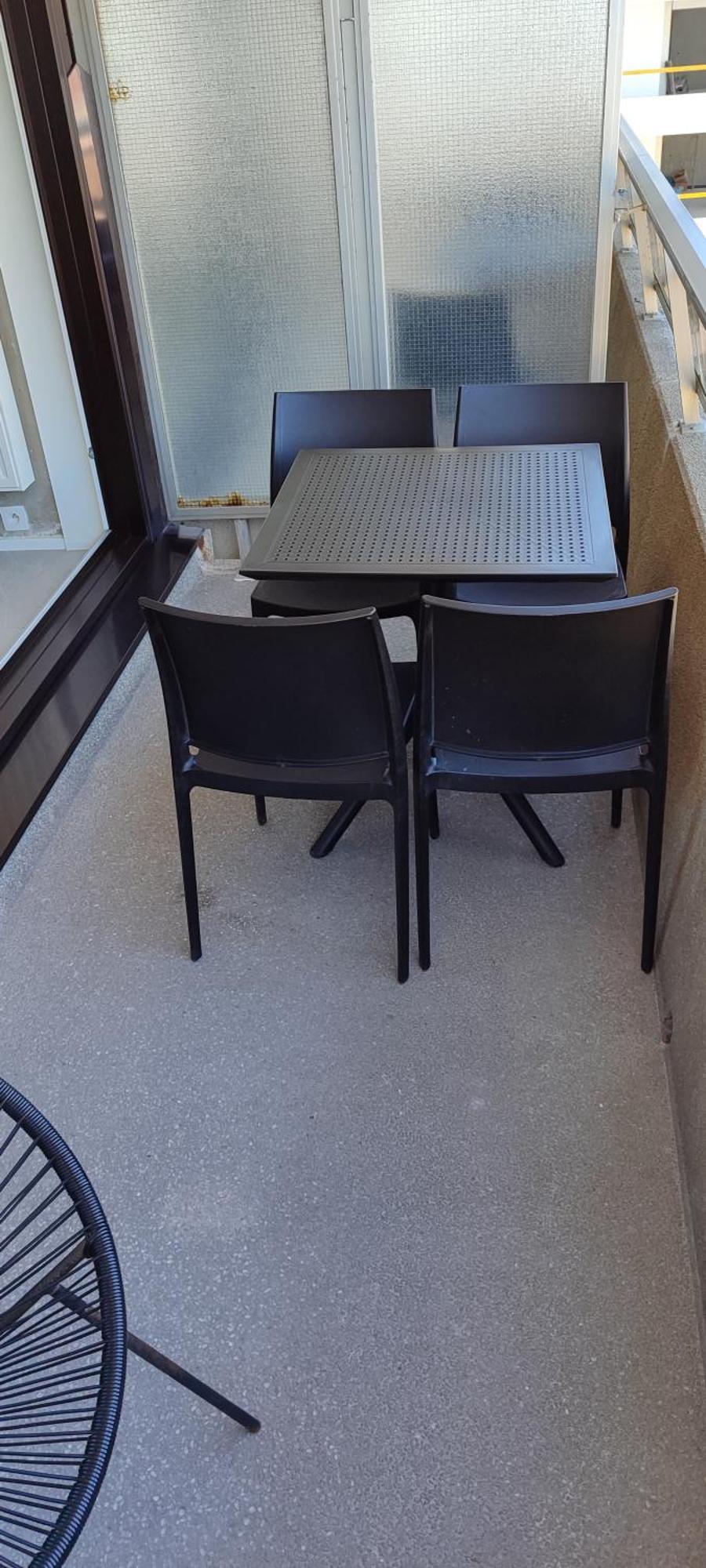 Sea Shelter Apartment *